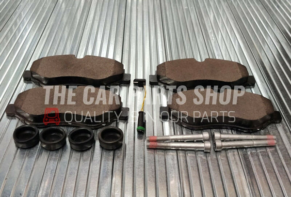 FITS MERCEDES SPRINTER 906 313 2.1 CDI FRONT BRAKE PADS & SENSOR BRAND NEW
